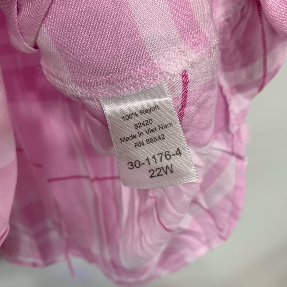 Denim 24/7 Pink Plaid Button Down High Low Hem Shirt Size 22W Valentines Day - Picture 4 of 6